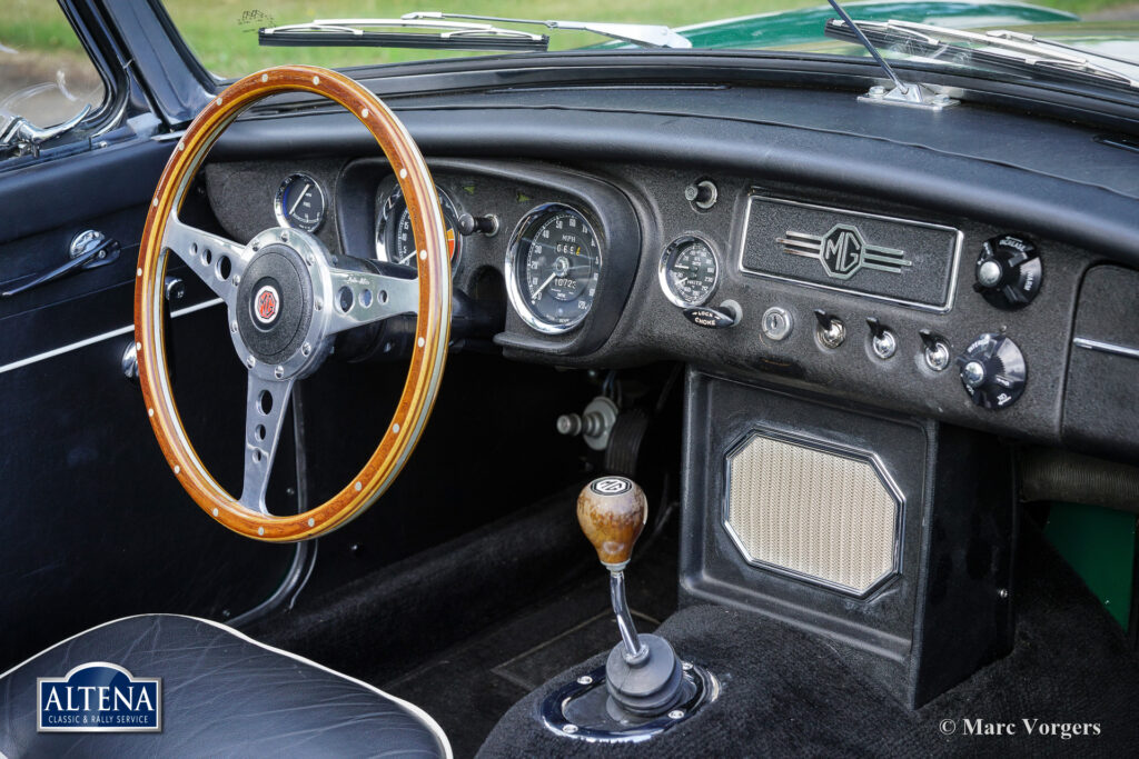 MG B Roadster, 1965