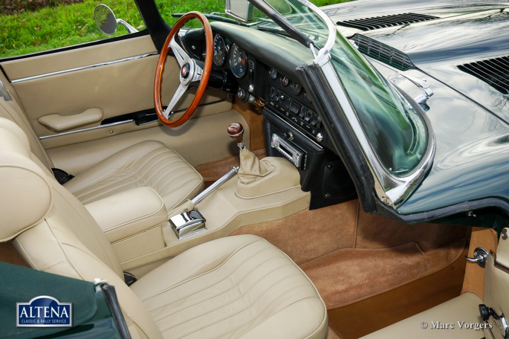 Jaguar E-Type Roadster, 1969